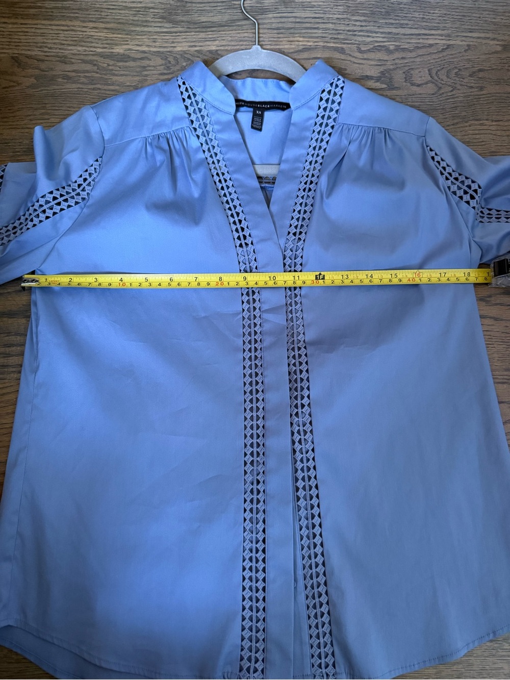 White House Black Market Blue Lace-Trim V-Neck Blouse size XS. Worn twice. - Picture 7 of 8